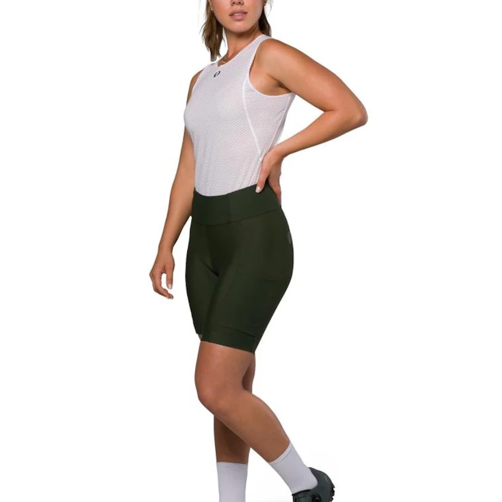 NWT Pearl Izumi Expedition Shorts in Forest green
